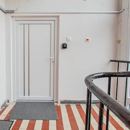 Life Bestern Apartment Szeged